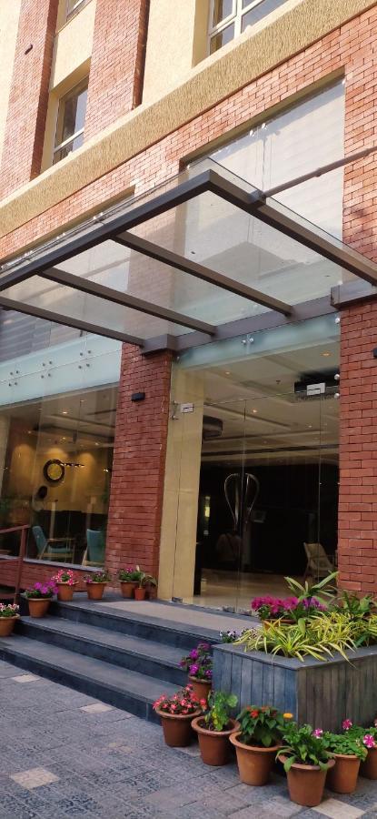 Sunhill Portico Hotel Siliguri Buitenkant foto