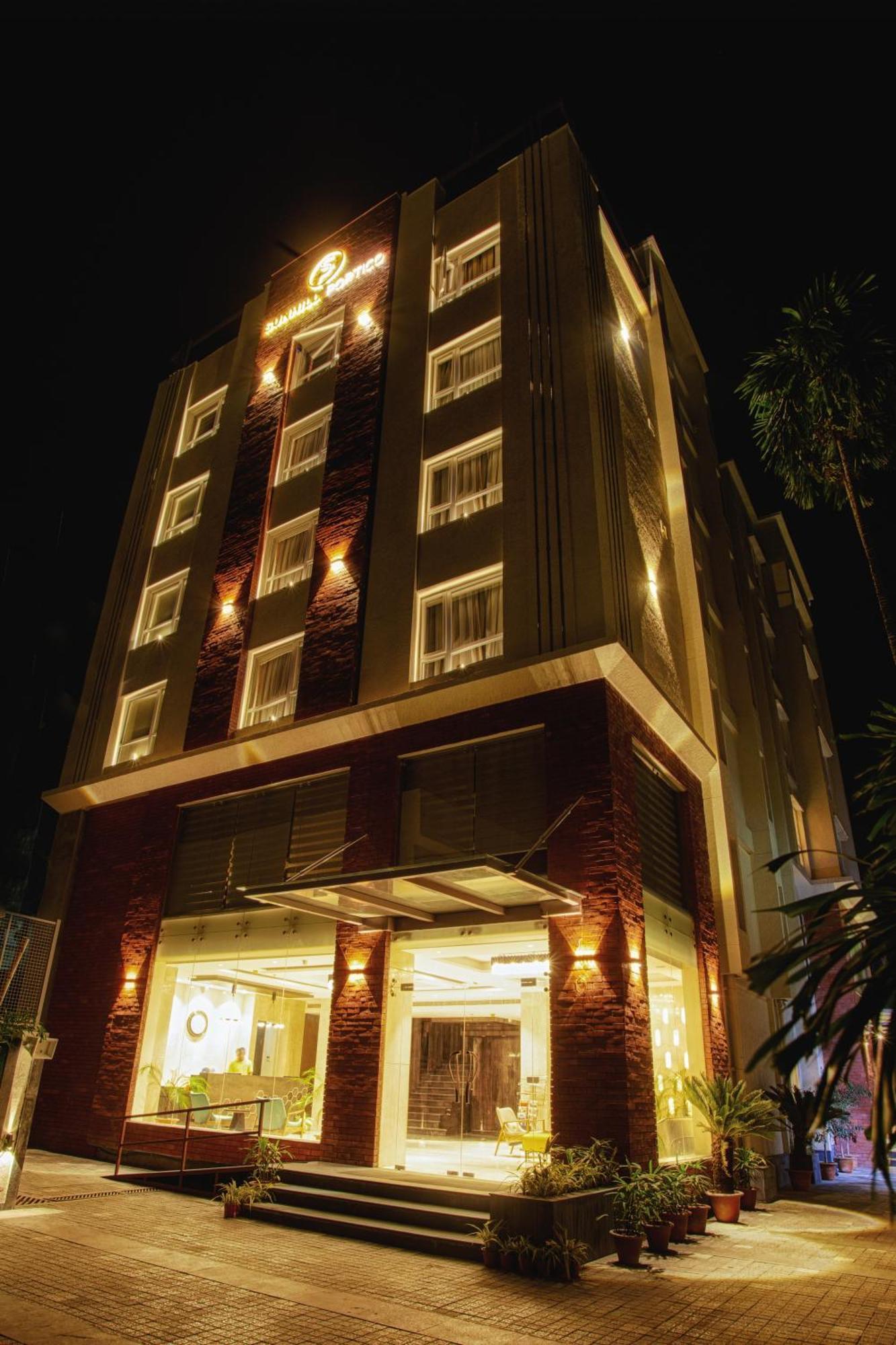 Sunhill Portico Hotel Siliguri Buitenkant foto